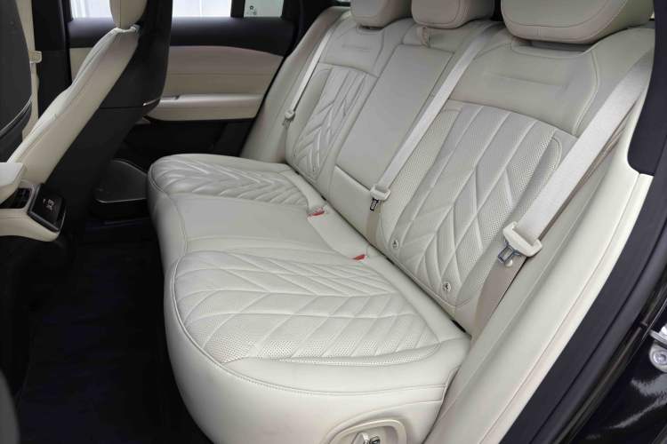 Used Nio ES6 2025 75 kWh