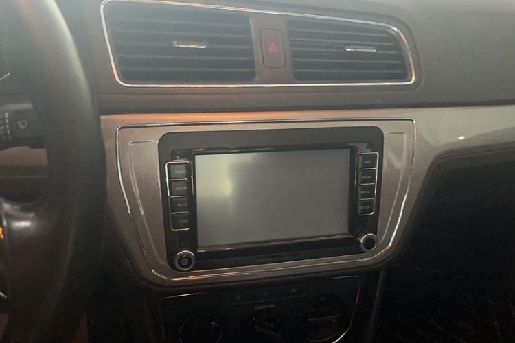 Used Volkswagen Lavida 2015 1.6L Automatic Comfort Edition