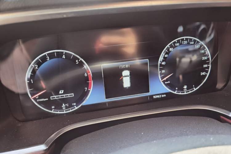 Used BAIC Off-Road BJ40 2018 PLUS 2.3T Automatic Four-Wheel Drive Flagship Version China V Emission Standard