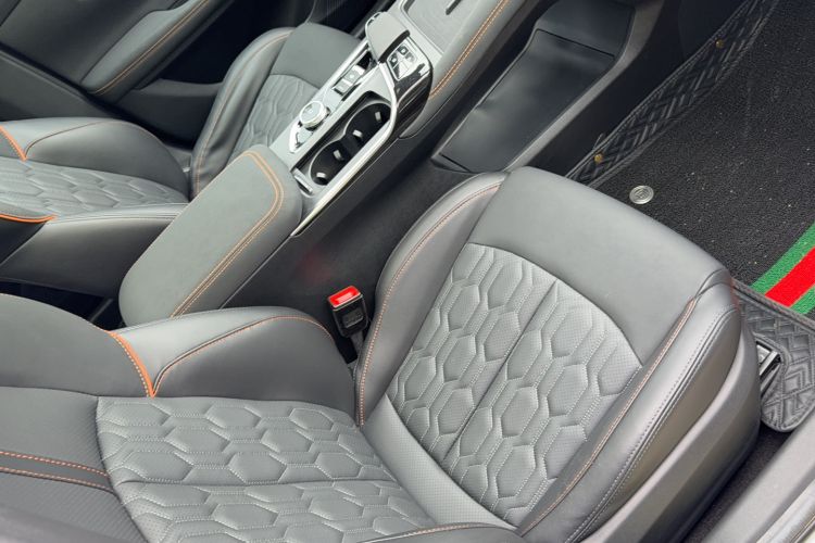 Used CHANGAN UNI-T 2022 1.5T Prestige Version Right Front Seat