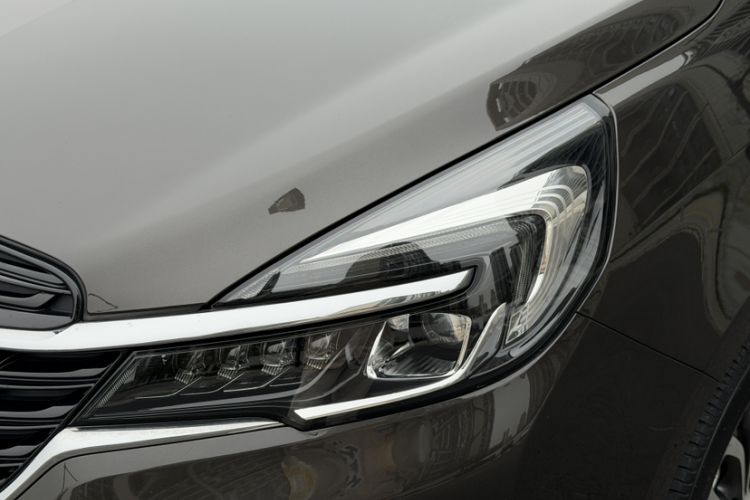 Used Buick GL8 2021 Land Cruiser Executive 652T Premium Model
