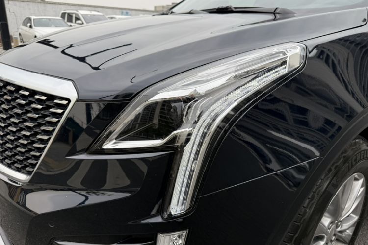 Used Cadillac XT5 2023 2.0T Two-Wheel-Drive Fashion Edition Left Front Headlight