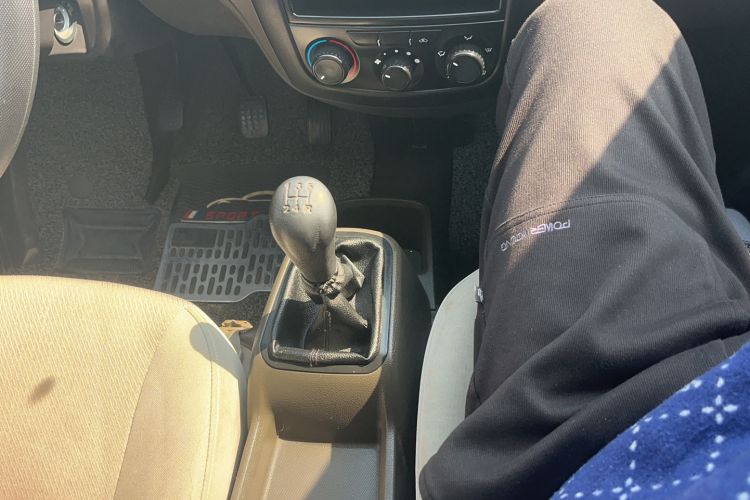 Used Wuling Rongguang 2019 1.2L S Van Standard Model with 5 Seats