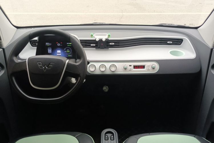 Used Wuling Hongguang MINIEV 2022 Macaron Premium Model – Lithium Iron Phosphate