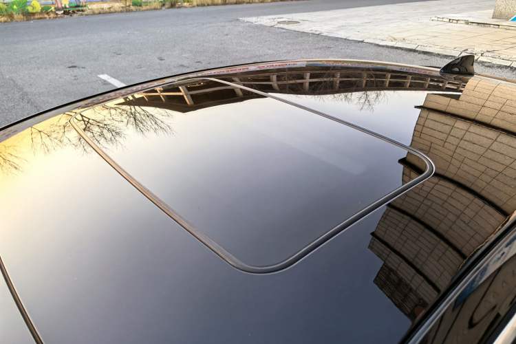 Used Buick Regal 2024 25T Deluxe Edition Roof