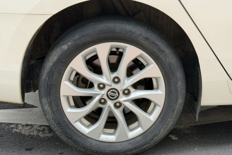 Used Nissan Sylphy 2022 Classic 1.6XL CVT Luxury Edition Exterior 4