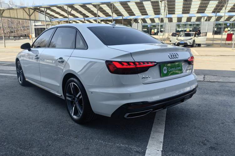 Used Audi A4L 2020 40 TFSI Luxury Dynamic Model
