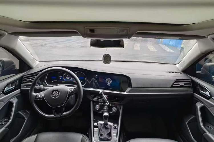 Used Volkswagen Sagitar 2021 280TSI DSG Excellence Edition Interior 1