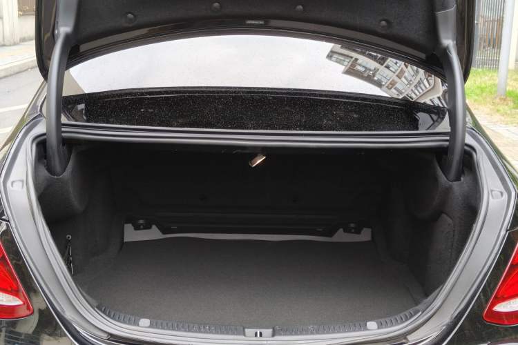 Used Mercedes-Benz E-Class 2017 E 200 Sport 4MATIC