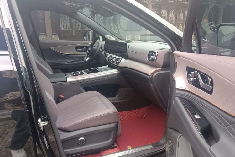 Used Chery Tiggo 9 2025 2.0T Automatic Two-Wheel Drive Luxury Edition 5 Seats