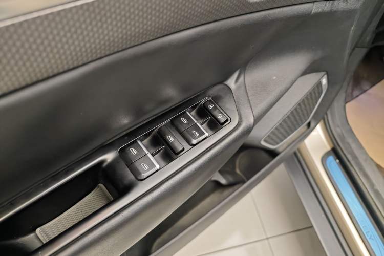 Used Geely Auto Emgrand GS 2016 Elegant Edition 1.8L Manual LingShang Model Interior 4