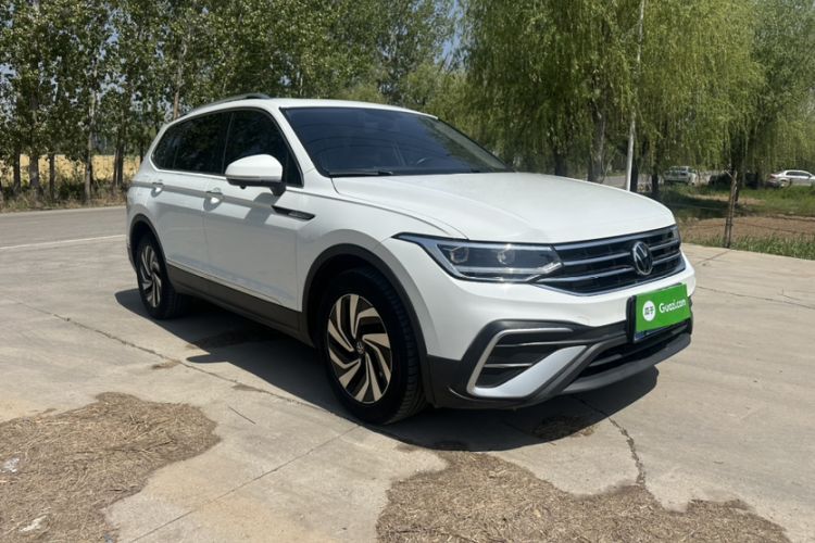 Used Volkswagen Tiguan L 2023 330TSI Automatic Two-Wheel Drive Smart Edition Exterior 2