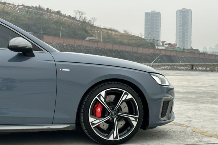 Used Audi A4L 2022 40 TFSI quattro RS Performance Package
