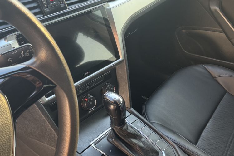 Used Volkswagen Lamando 2018 230TSI DSG Fashion Edition
