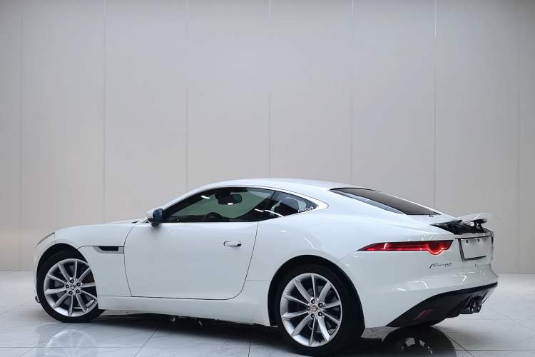 Used Jaguar F-TYPE 2015 3.0 SC S Hardtop Version
