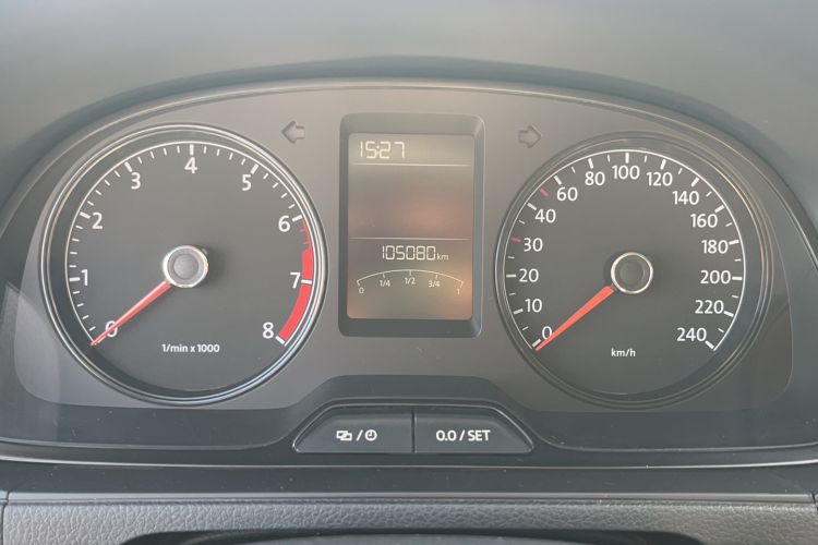 Used Volkswagen Gran Lavida 2013 1.6L Automatic Fashion Model
