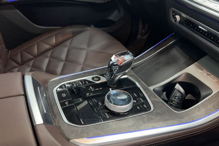 Used BMW X5 2022 Restyled xDrive 30Li Luxury Version M Sport Package