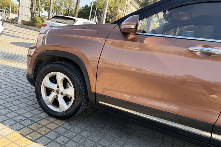 Used Baojun 510 2017 1.5L Manual Fashion Model