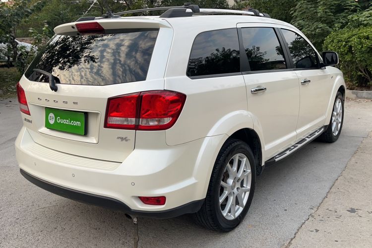 Used Dodge Journey 2013 2.4L Two-Wheel Drive Luxury Version