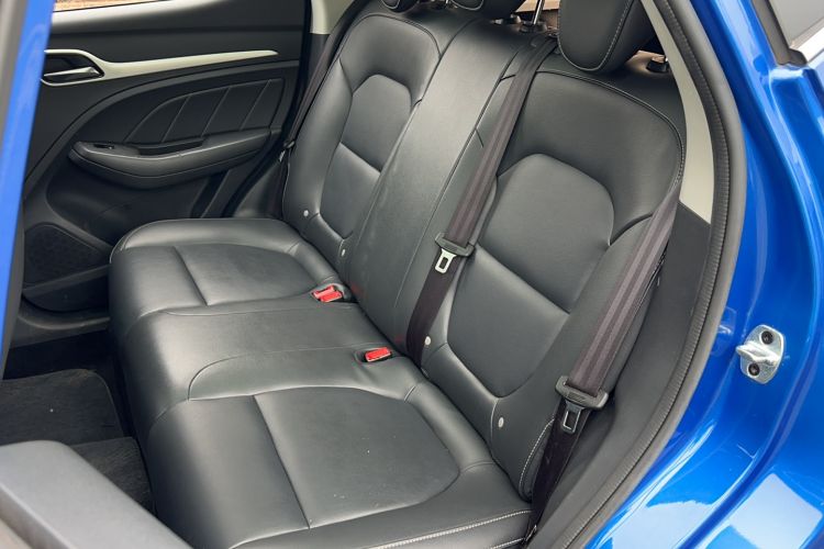 Used MG ZS 2018 1.5L Automatic Luxury Edition China V Standard