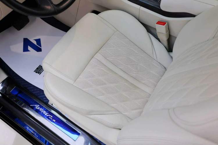 Used Buick GL8 2020 Avenir Avia Six-Seat Deluxe Edition