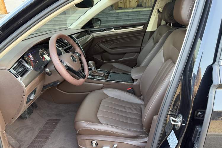 Used Volkswagen Phideon 2021 380TSI Luxury Edition