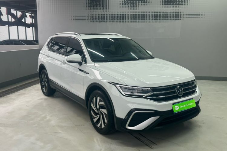 Used Volkswagen Tiguan L 2023 Revised Version 330TSI Automatic Two-Wheel Drive Smart Enjoyment Edition Exterior 10