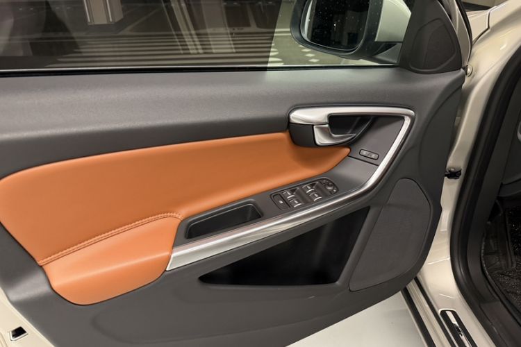 Used Volvo S60 2017 S60L T4 Smart Range Edition