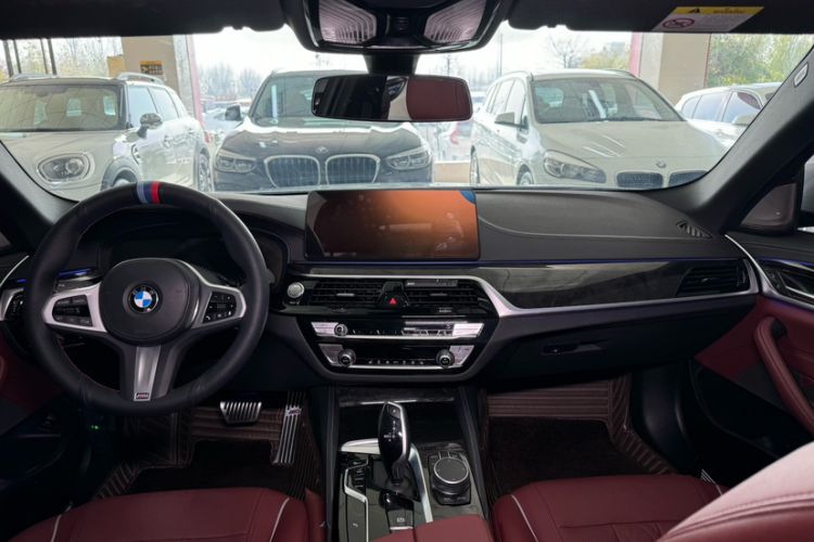 Used BMW 5 Series 2022 Second Facelift 525Li M Sport Package
