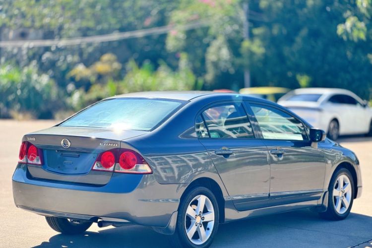 Used CIIMO CIIMO 2012 1.8L Automatic