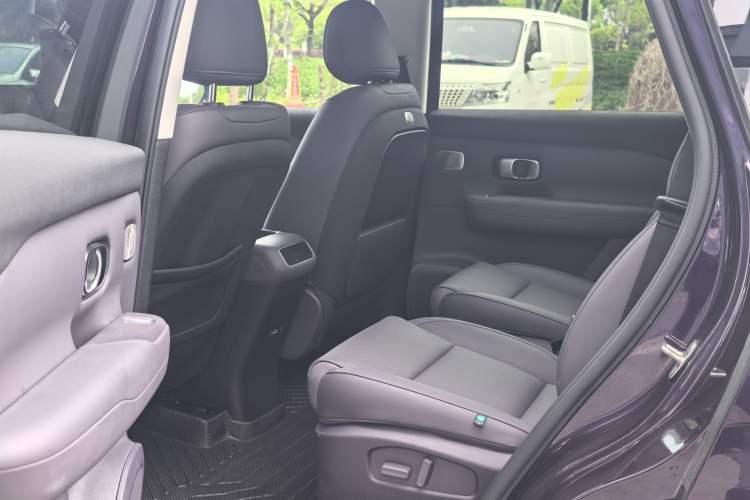 Used Leapmotor C16 2026 All-Electric 580 Prestige 6-Seater