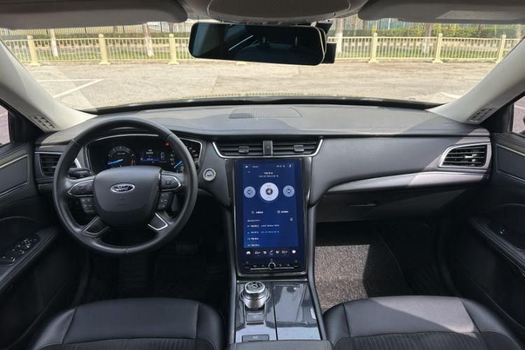 Used Ford Taurus 2019 EcoBoost 245 Comfort Edition
