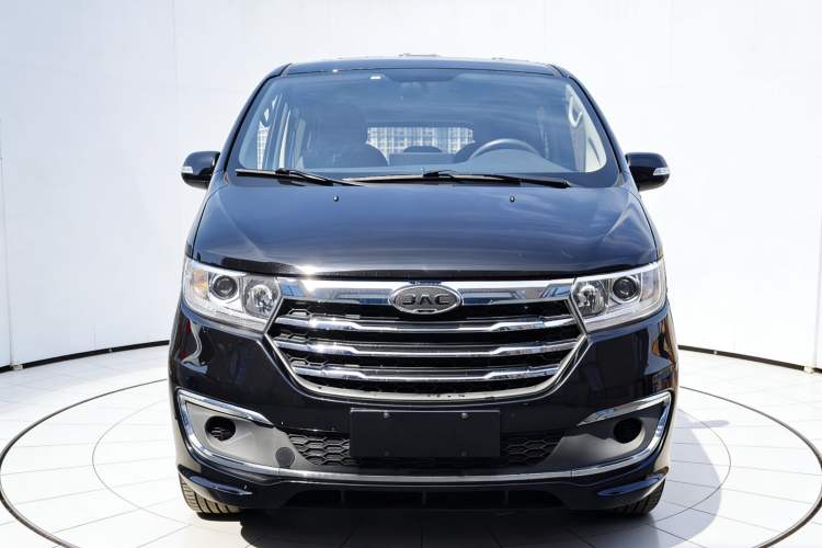 Used JAC Refine M3 2022 PLUS 1.5T 7-Seater Standard Model
