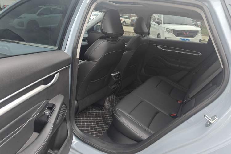 Used Geely Auto Emgrand 2025 4th Generation 1.5L CVT Luxury Version