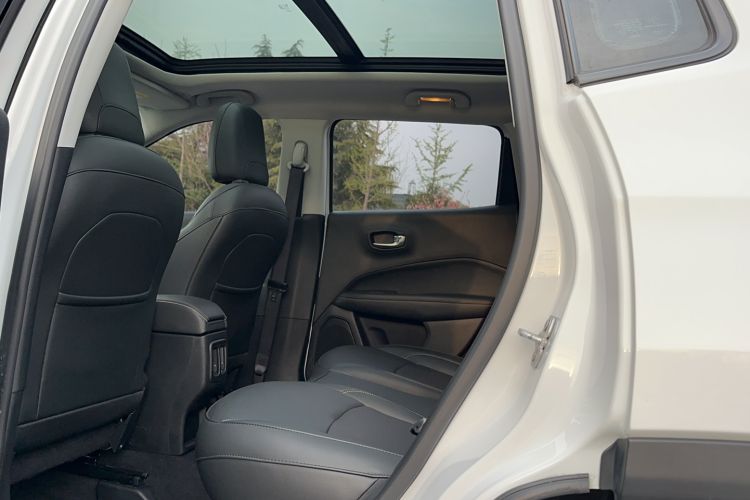 Used Jeep Compass 2017 200T Automatic Family Enjoyment Four-Wheel Drive Edition