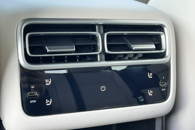 Used Li Auto L6 2025 Pro Smart Refresh Edition
