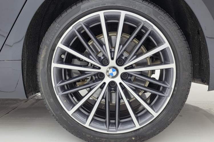 Used BMW 5 Series 2023 530Li Leading Model M Sport Package