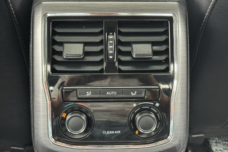 Used Volkswagen Passat 2017 280TSI DSG Luxury Edition Interior 7