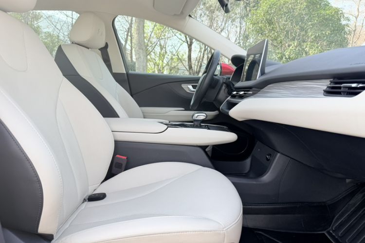 Used Hongqi E-QM5 2023 620km PLUS