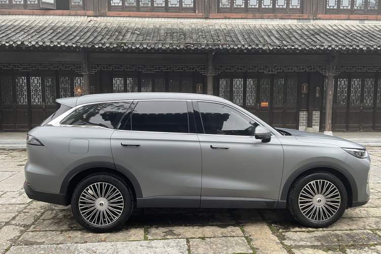 Used Chery Tiggo 8 L 2024 2.0T Two-Wheel Drive Prestige Version 5 Seats