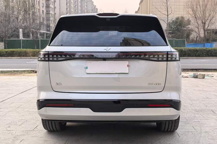 Used Dongfeng eπ eπ008 2025 636Ultra All-Electric Version 5 Seats