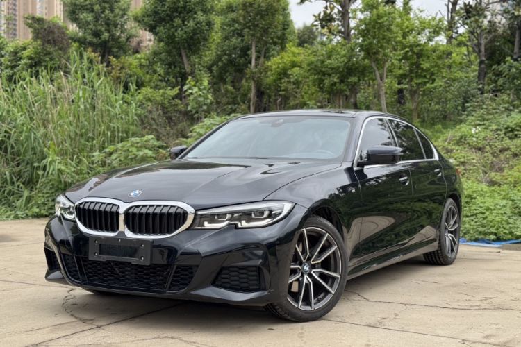 Used BMW 3 Series 2021 Second Facelift 325Li M Sport Package Front Left 45 Deg