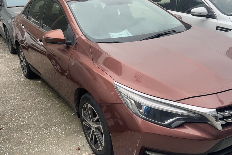 Used Venucia D60 2018 1.6L CVT Smart Connect Elite Edition