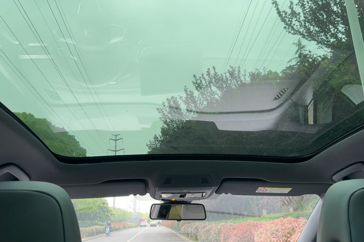 Used Volkswagen ID.4 CROZZ 2022 Long-Range PURE+ Edition Headliner