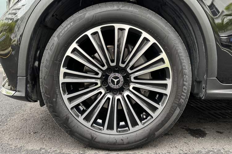 Used Mercedes-Benz GLC 2019 GLC 260 L 4MATIC Dynamic Model