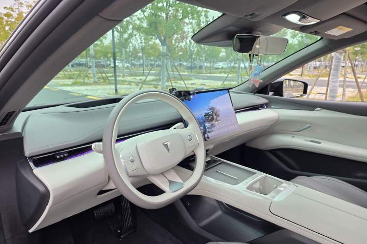 Used Deepal L07 2026 Model 550Ultra Huawei Qiankun ADS SE Edition
