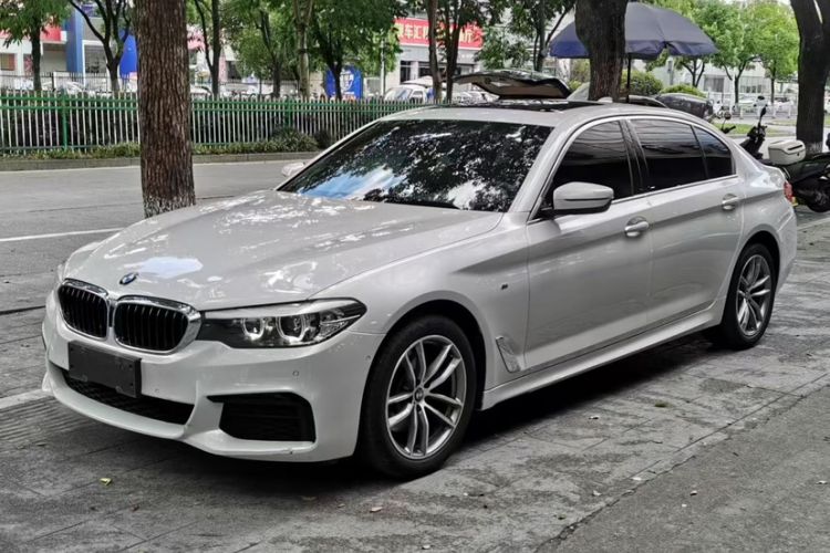 Used BMW 5 Series 2020 525Li M Sport Package
