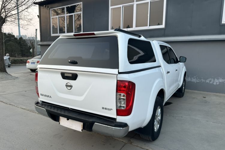 Used Nissan Navara 2017 2.5L Automatic 2WD Luxury Edition QR25