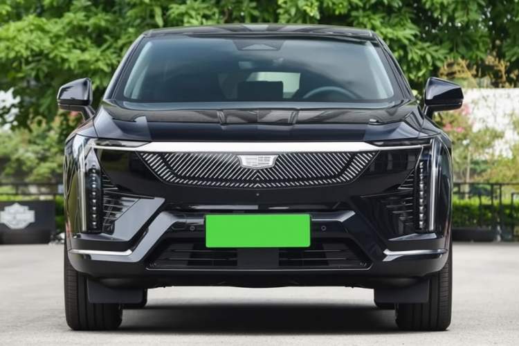 Used Cadillac OPTIQ 2024 Standard Range Version
