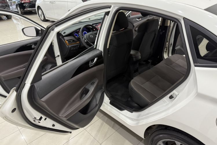 Used Changan Eado DT 2019 1.6L Manual Comfort Model China VI Standard